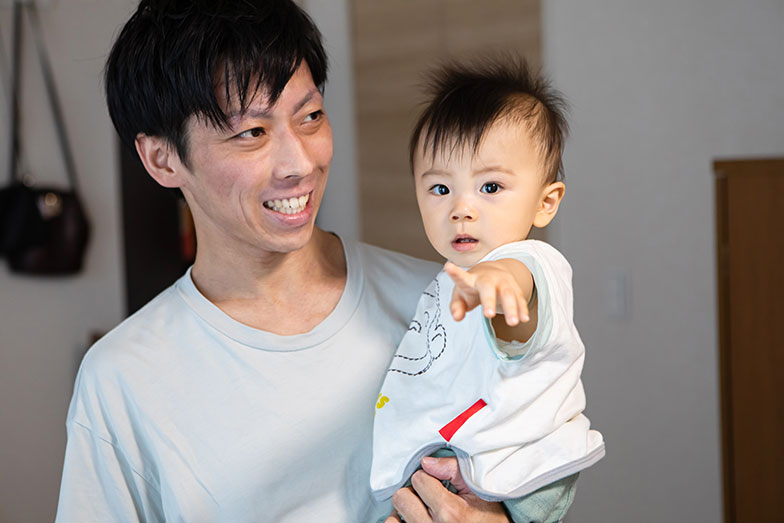 湿度が高いと感知する息子くん。子どもが泣いているときに、その理由がわかるのは心強いですね（写真撮影／片山貴博）